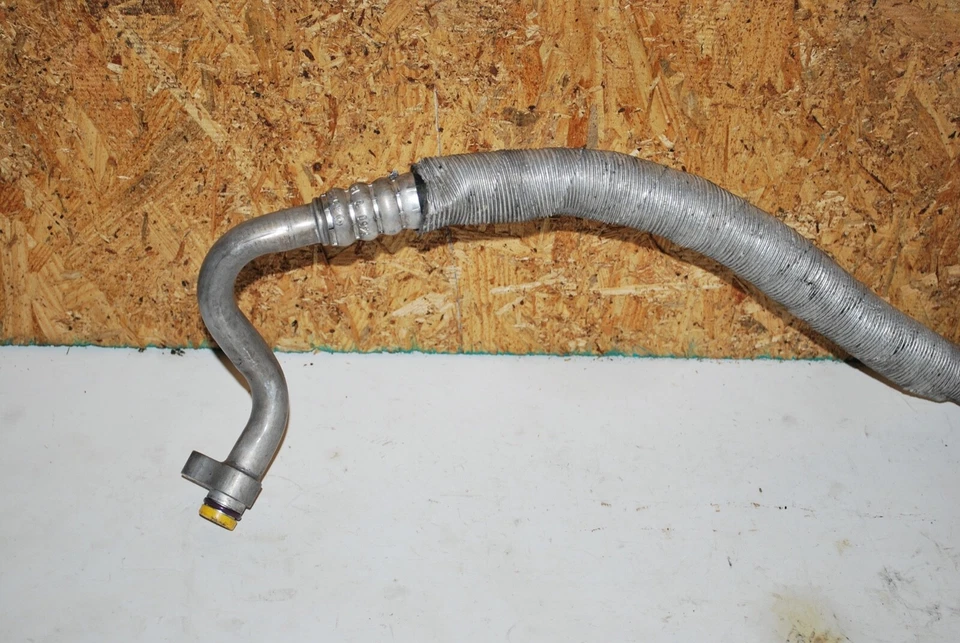 BMW 528i 2008-2010 manguera de aire acondicionado OEM Foto 4 de 4