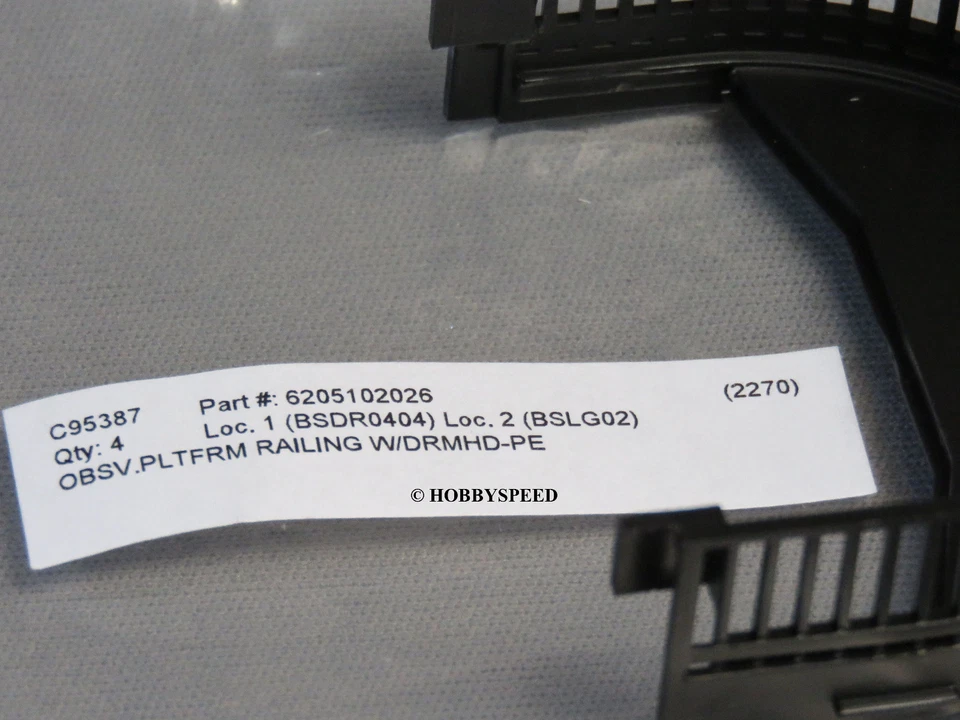 LIONEL POLAR EXPRESS OBSERVATION CAR RAILING PLATFORM train PART 6205102026 NEW - Image 2 of 4