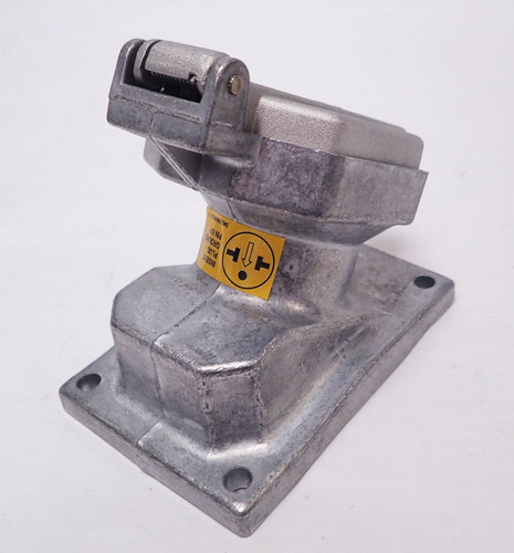 NEW ARKTITE COOPER CROUSE-HINDS ENR5151 EXPLOSION-PROOF CIRCUIT BREAKING RCPT. - Foto 3 di 5