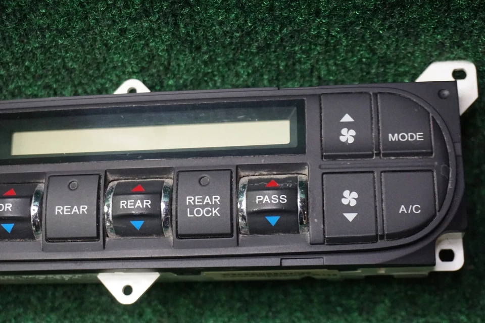 2005 2006 2007 2008 2009 2010 HONDA ODYSSEY EXL AC Control OEM 79600SHJA410Y0 - Image 3 of 4