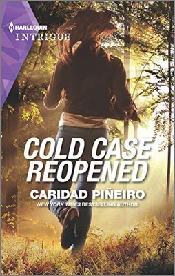 Cold Case Reopened (Harlequin Intrigu... by Pieiro, Caridad Paperback / softback