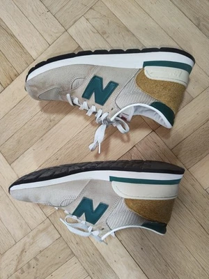 New Balance 990v1