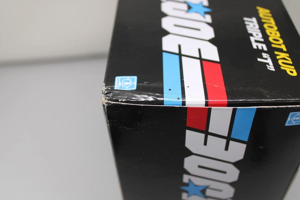 Hasbro Transformers G.I. Joe Autobot Kup Triple "T" Leatherneck SGT. Slaughter - Image 4 of 4