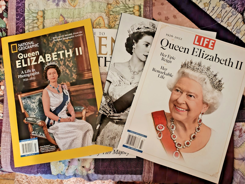 Queen Elizabeth ll Life Town & Country National Geographic Memorial Magazines 4