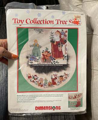 Dimensions Cross Stitch Toy Collection Christmas Tree Skirt 1989 #8393