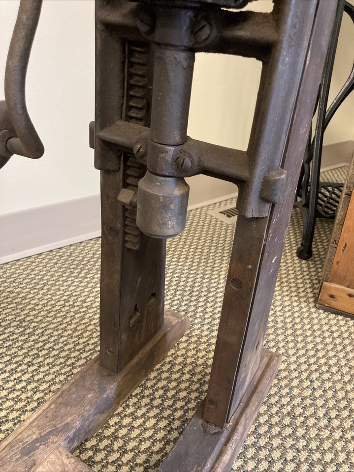 Antique Barn Beam Auger Drill Wood Cast Iron Cliffs Mine Ishpeming