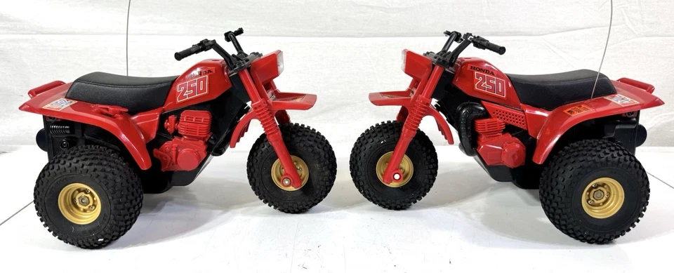 2 Honda ATC 250R 3-Wheeler Dust Runner RC Remote Control Shinsei - Parts/Repair - Image 3 of 4