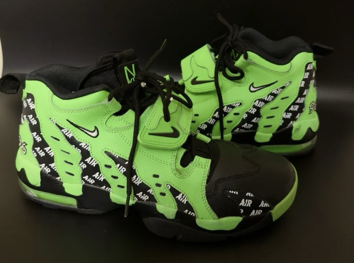 靴 AIR DT MAX 96 SOA aq5100-300 28cm Nike Air Diamond Turf Max '96 'Rage Green'M 9.5 US Deion AQ5100