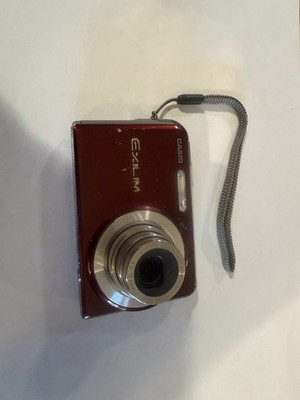 Casio EXILIM EX-S880 8.1 MP Camera PLEASE READ for parts or Repair