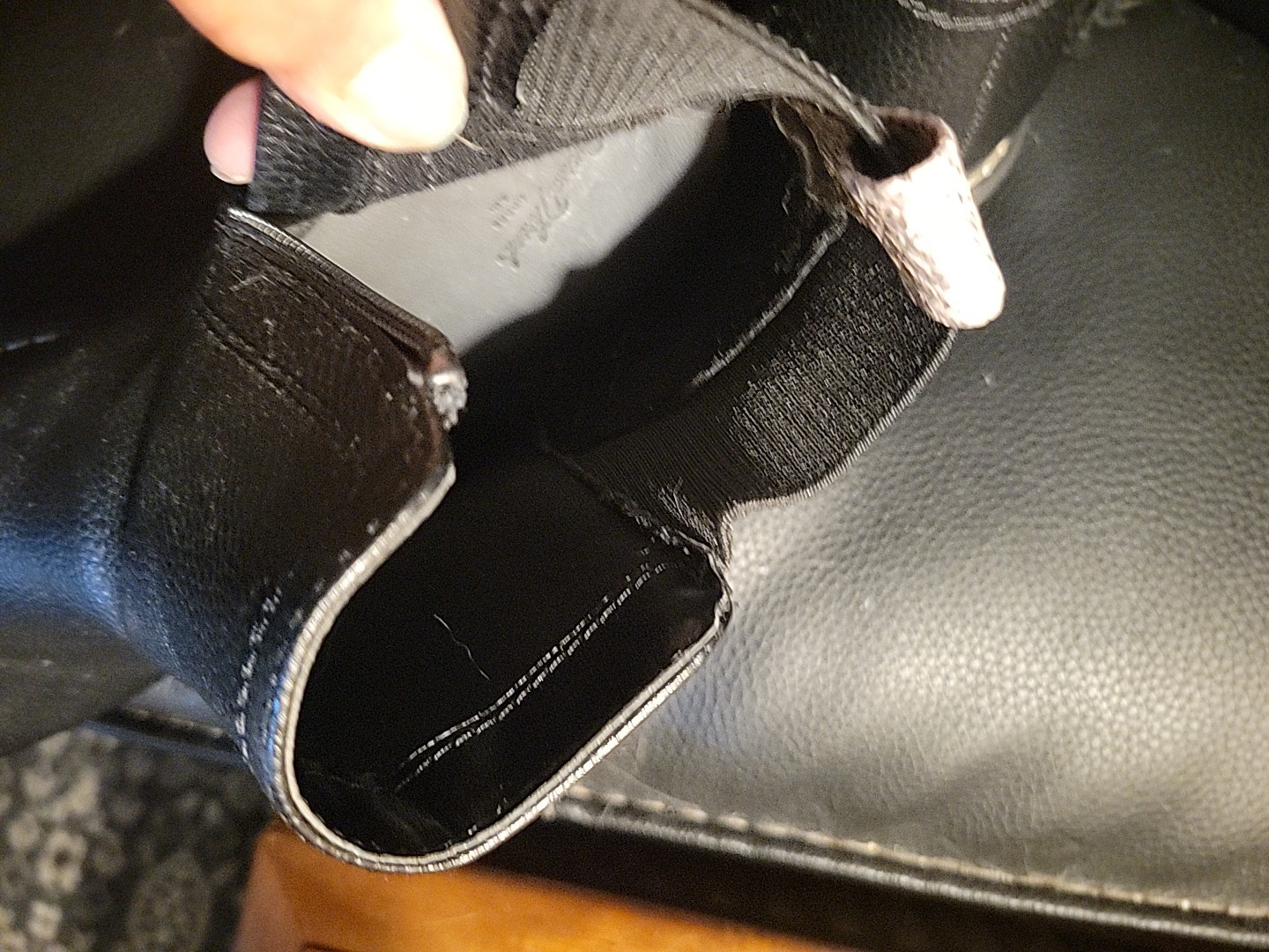 Universal Thread Boots with Elastic Side Panels A… - image 4