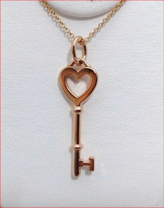 Tiffany and co rose gold heart necklace deals