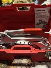 Roberts 10-128 Locking Pattern Matching & Seam Repair Stretcher