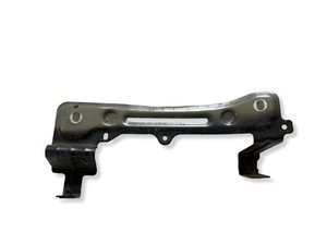 Volkswagen Touareg III 2019 Rechts Halterung Kotflügel 760821432 VAL309070