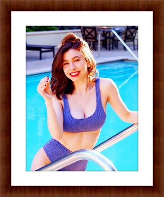 Katelyn Nacon 8.5 x 11 Candid Color Unframed Photograph Collectable Art Print
