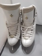 Riedell 1310 Ladies Girls White Figure Ice Skates Size 5.5 Med