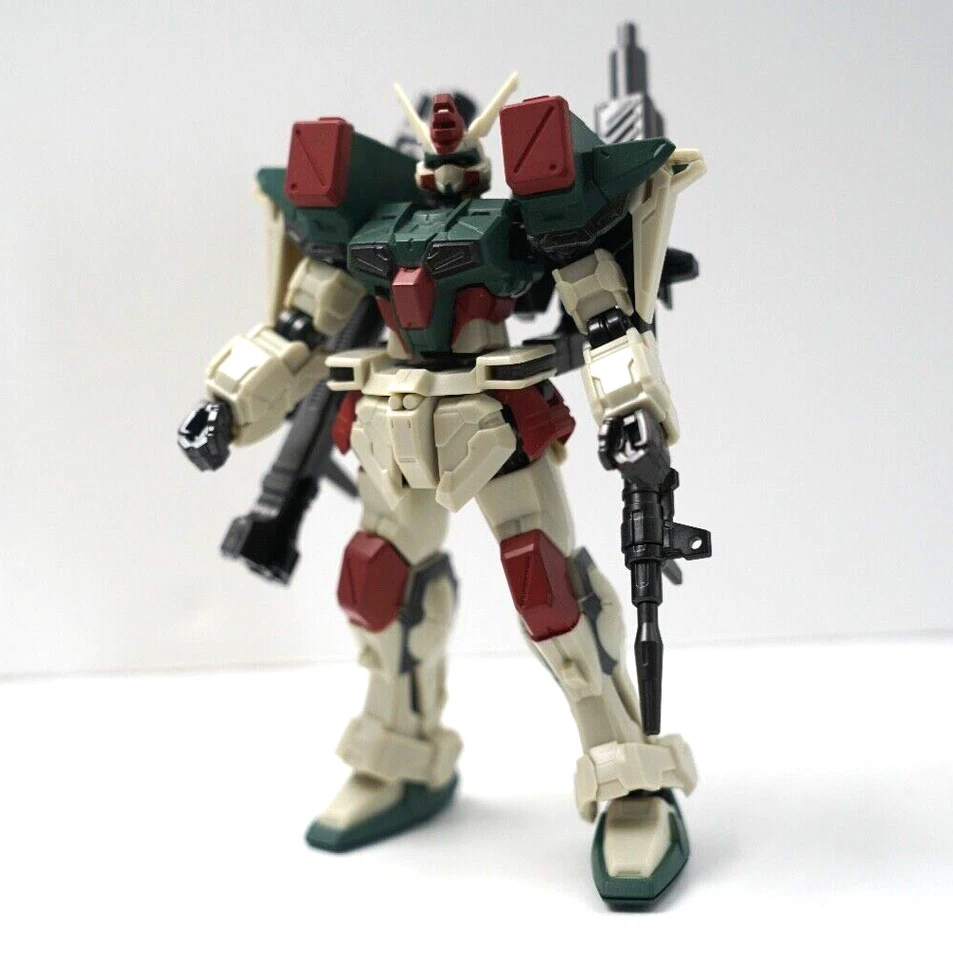 Figura robot modelo plástico verde y granate Gundam con pistolas Japón Foto 4 de 4