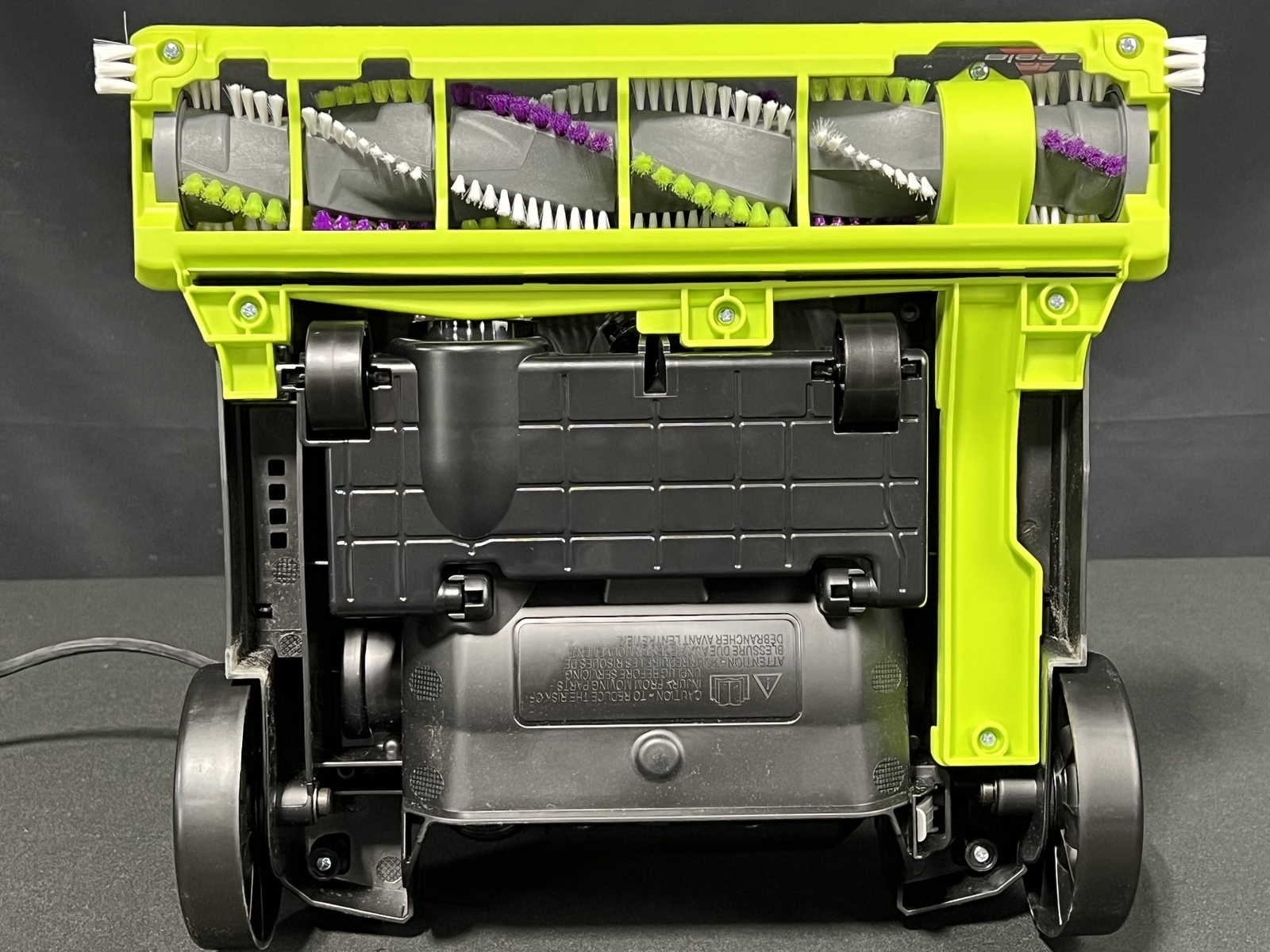 Bissell 2252 CleanView Swivel Pet Plus Upright Bagless Vacuum Carpet