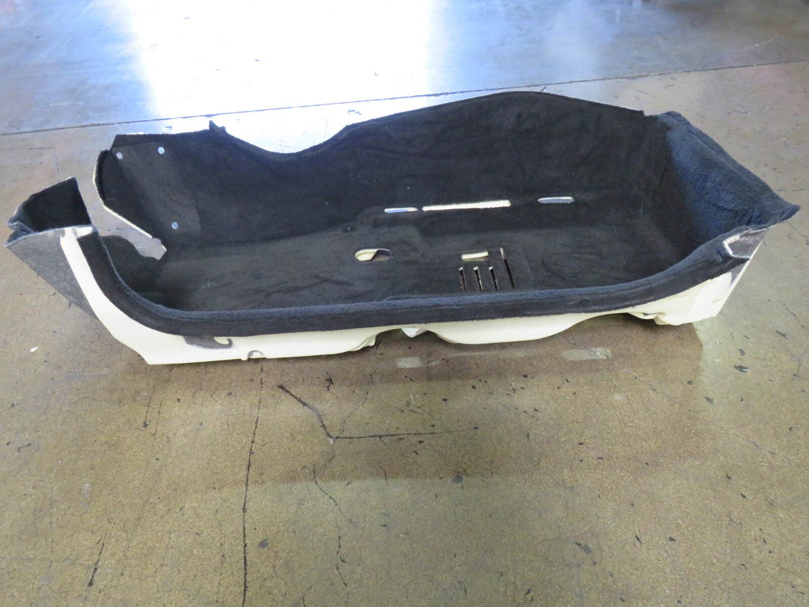 Ferrari Portofino, LH, Left, Carpet Front, Black, Used, P/N 848973