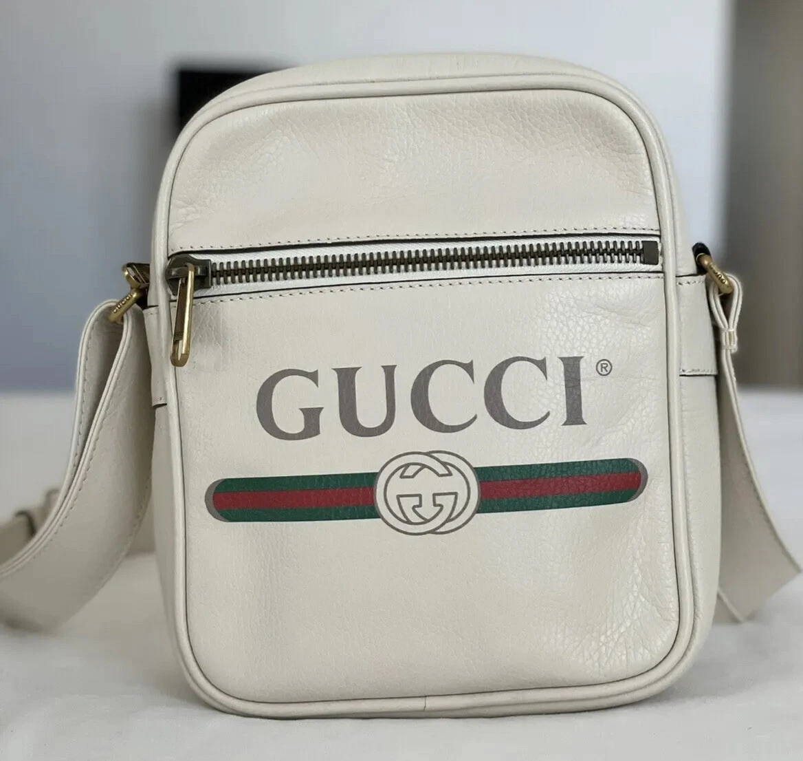 What's the best place to buy replica luxury bags from? - Quora