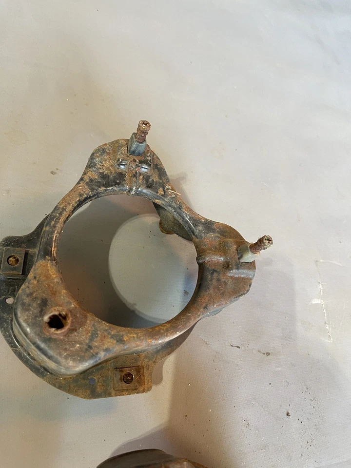 Oldsmobile Cutlass F85 442 1964 1965 cucharones de montaje de faros Vista Cruiser OE Foto 4 de 4