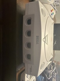 Sega Dreamcast White HKT-3020 Console with 3 Controllers, AV Cord, 2 VMUs. Works