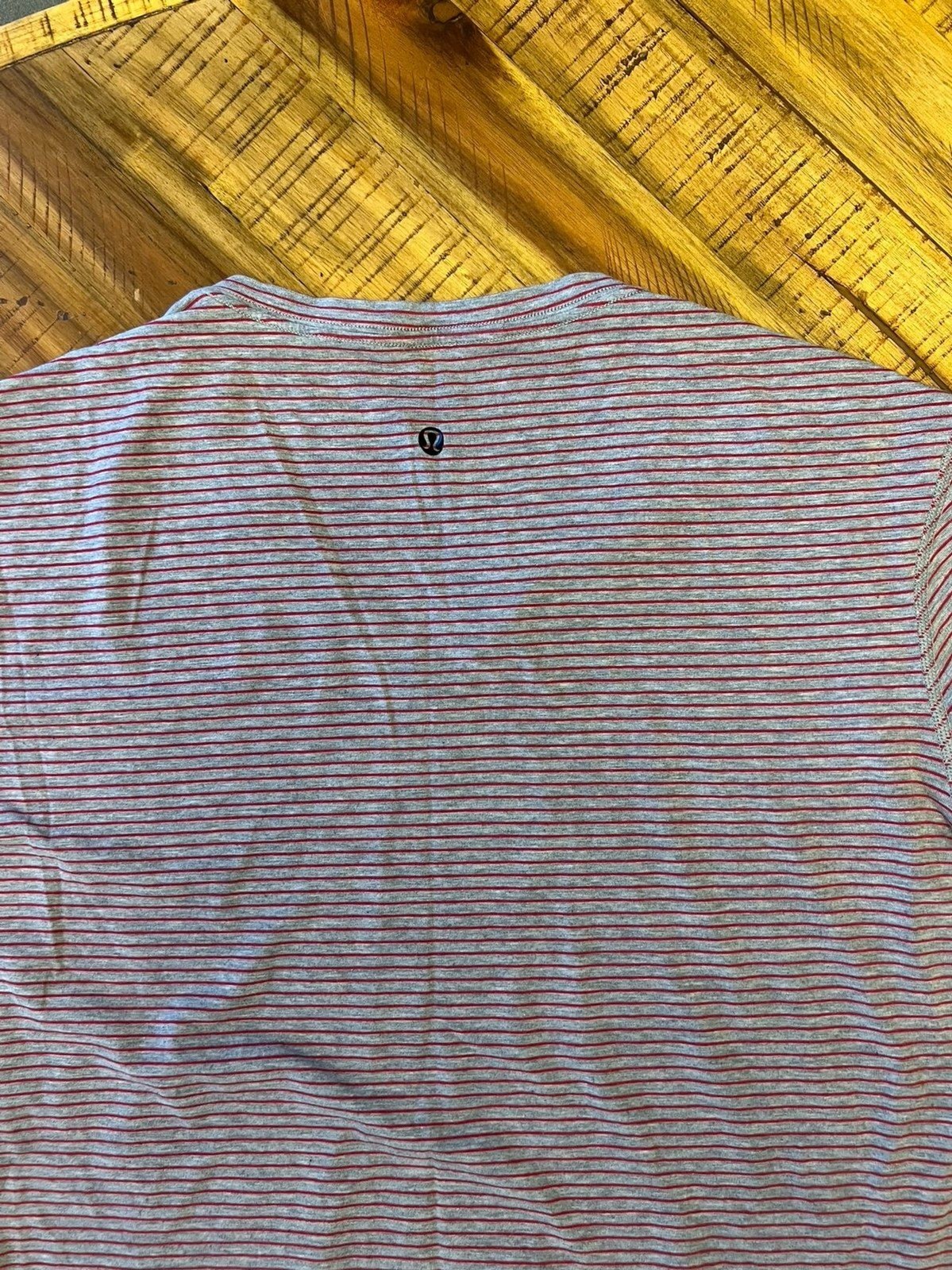 Lululemon basic v-neck tshirt - image 5