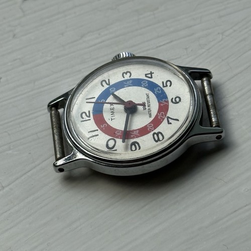 Orologio Timex Time Teacher rosso e blu funzionante 24mm vintage carica manuale PER RICAMBI - Foto 5 di 9