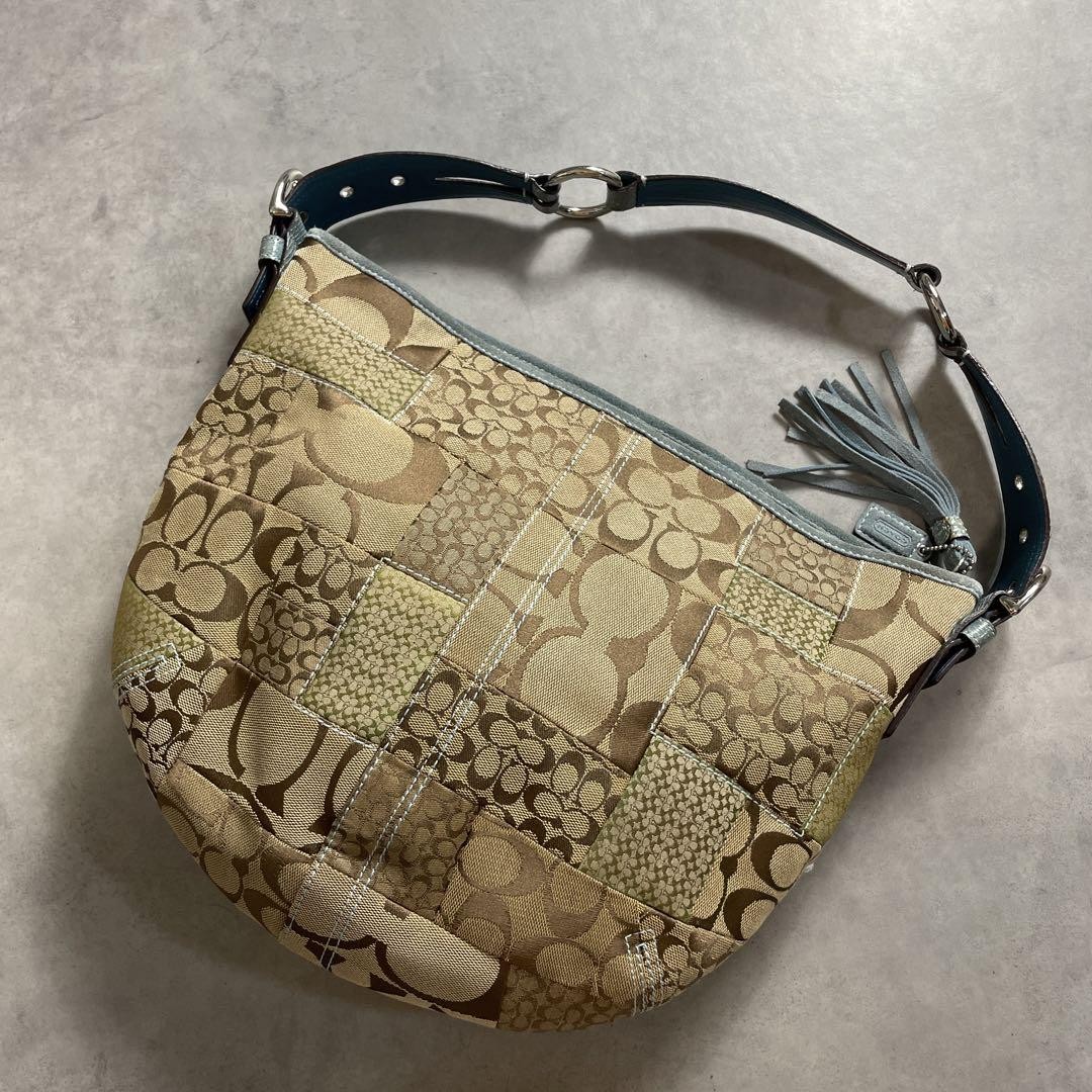 Coach Authentic Signature Canvas Shoulder Bag Beige G06162389