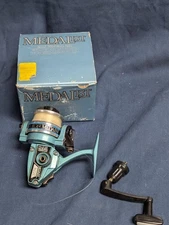 Vintage Pflueger Medalist 1622Z 5.2:1 Gear Ratio Spinning Fishing Reel - READ!
