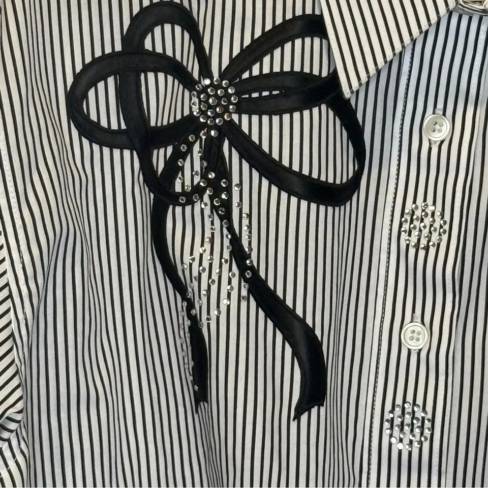 LasOlas Mujer Botón A Rayas Negro con Lazos y Bling Grande Foto 2 de 4