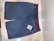 reef stryker boardshorts  size 30