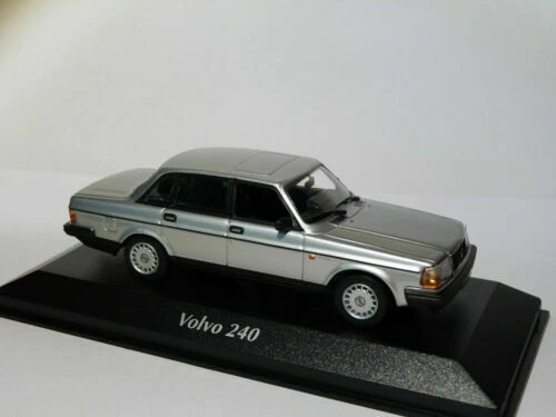 Altri modellini statici di veicoli in resina per Volvo