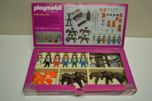 Vintage 1976 PLAYMOBIL Knight Deluxe Set, 6 Knights 4Horses Shields Capes in BOX