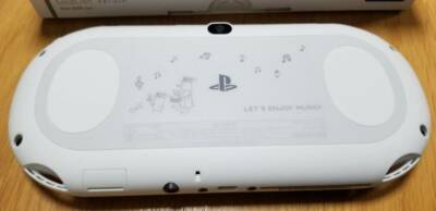 sasamo(・∀・)SONY PlayStationVITA 1200px-Vita.png