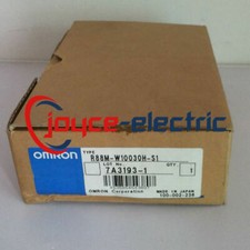 One New OMRON R88M-W10030H-S1 Servo Motor R88MW10030HS1 Expedited Shipping