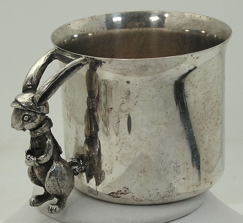 Vintage Reed & Barton Figural Peter Rabbit Childs-Youth-Baby Silver Plated Cup