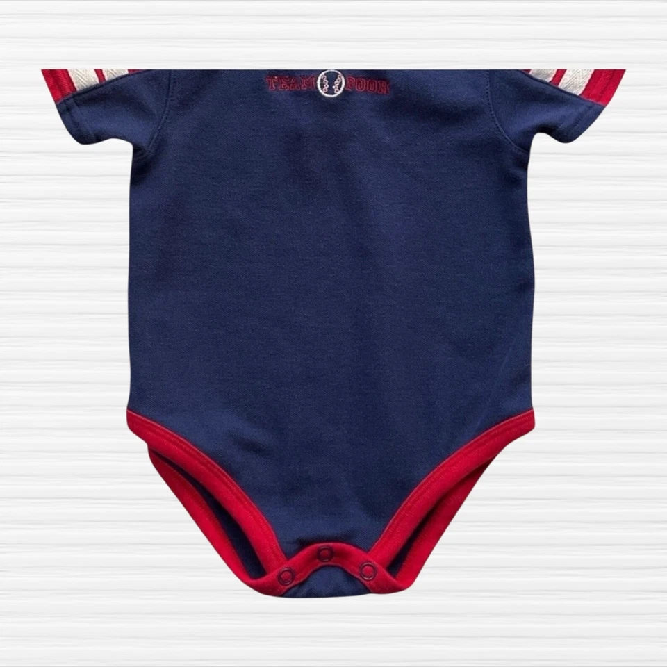 Mameluco vintage del equipo de béisbol Winnie the Pooh de Disney para bebés niños Winnie Varsity 18M Foto 4 de 4