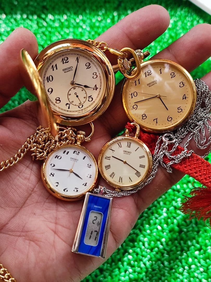 5pcs &amp; Necklace Vintage Chain Pocket Analog Watch Silver Set Gold Seiko Used - vintagewatches.pk