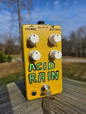 Faecain Pedals - PedalPCB Acid Rain Fuzz