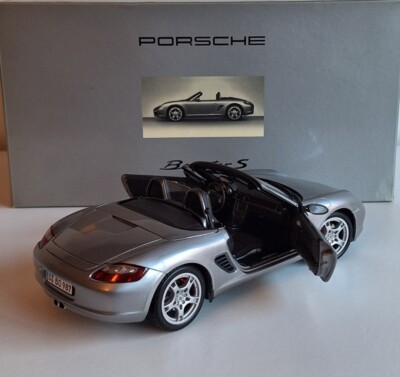 自動車 Kyosho 1:18 Porsche Boxster S Porsche Boxster S 987 2005 Silver 1:18 Kyosho WAP 021 281 15