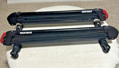 Yakima Buttondown Ski Rack  4 skis  Mighty Mount brackets No Key