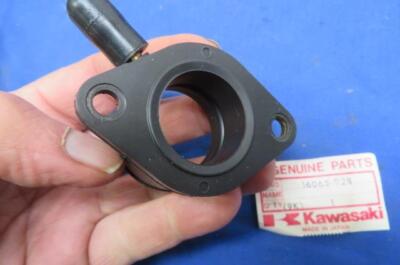 NOS Kawasaki # 16065-028 CARBRETOR HOLDER, Z1 KZ900 KZ1000 Police