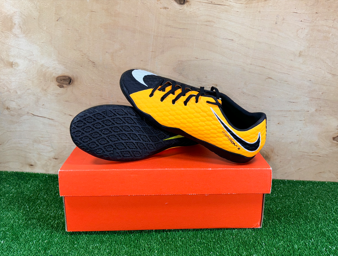 Nike フットサルシューズ イエロー　オレンジ ハイカット Nike HypervenomX Phelon III IC 852563-801 Yellow boots Cleats mens