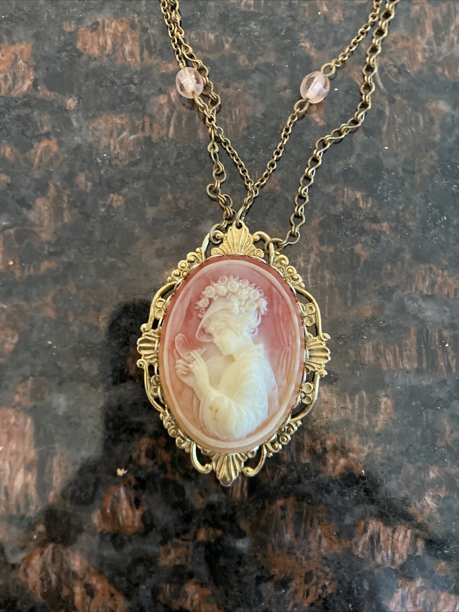 1928 jewelry Victorian Faux pearl pink carnelian cameo pendant