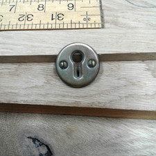 Old, Vintage round ,Door Hardware Brass Escutcheon 33mm Keyhole Cover ,2x screws