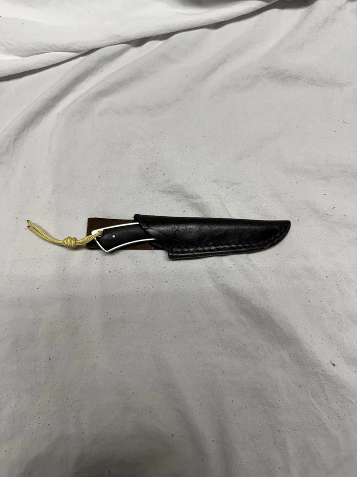 Cuchillo de hoja fija Kabar 1227 de colección con funda de cuero negro punto de caída cazador Foto 3 de 4