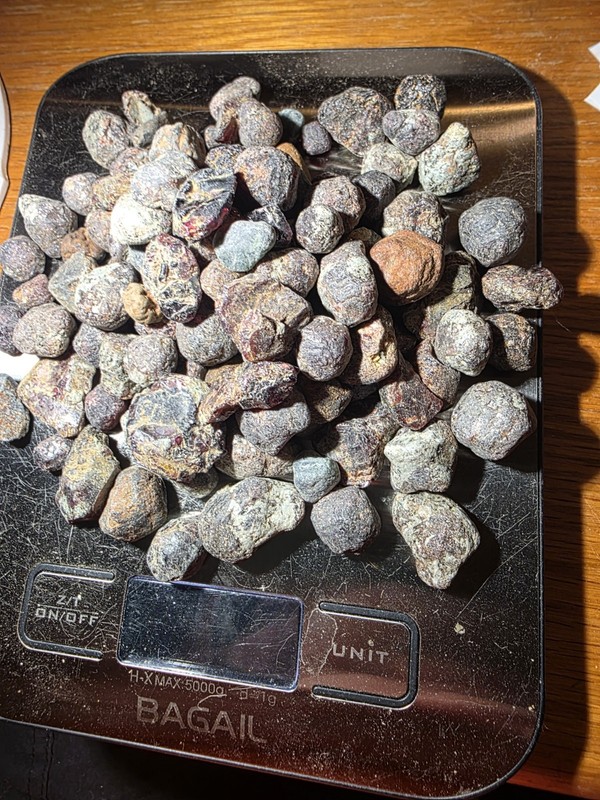 Garnet Lot 465g