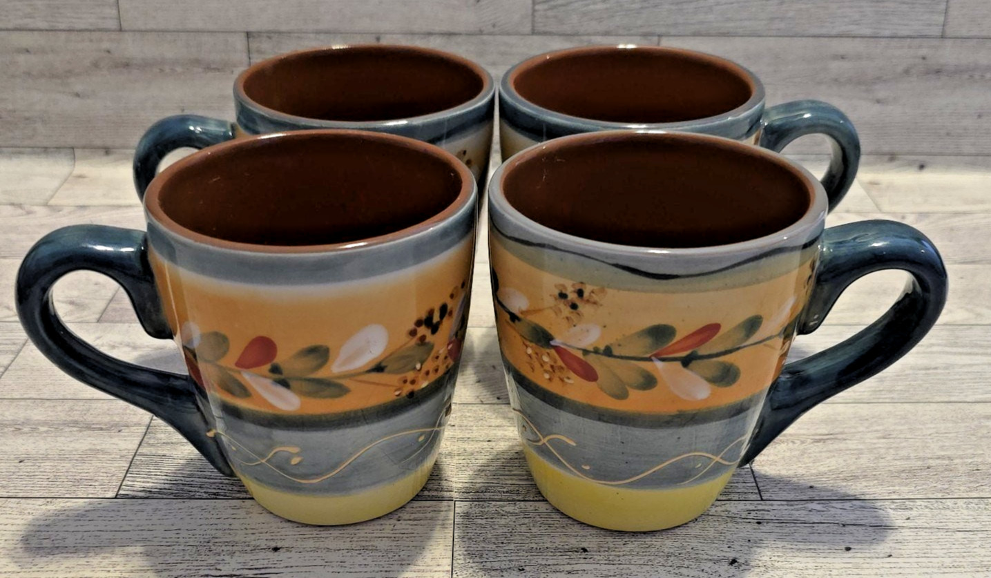Of 4 Mugs Gibson Elite Scroll Motif