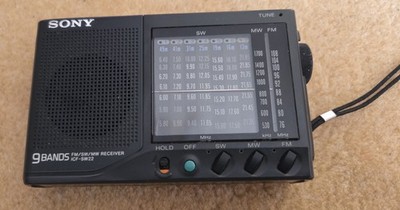 Sony ICF-SW22 Global Receiver FM/MW/SW 1-7 World Band Radio - Excellent 