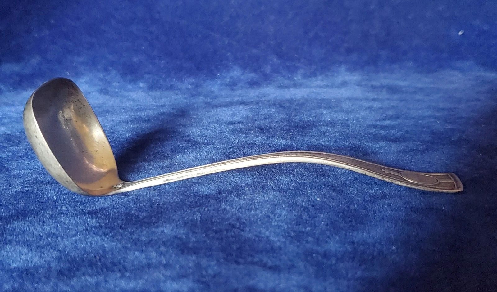 CARTHAGE 5 1/4" CREAM/SAUCE LADLE Wallace Sterling - estate